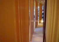 precious店内
